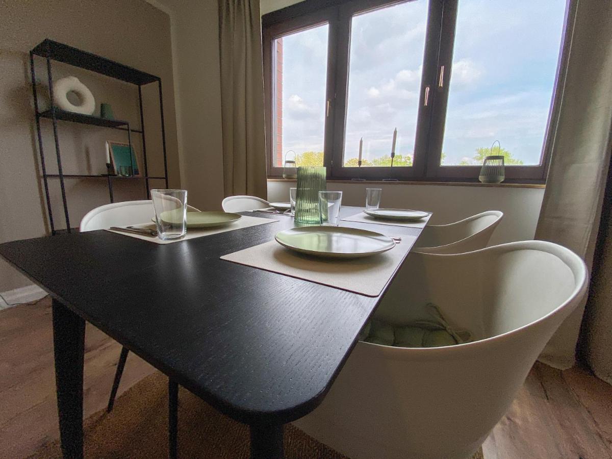 Schoene Wohnung Mit Rheinblick/Duesseldorf/Neuss/Messe Kültér fotó